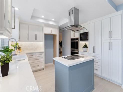 16001 Ballantine Lane, Huntington Beach, CA