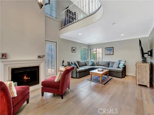 19261 Meadowood Circle, Huntington Beach, CA