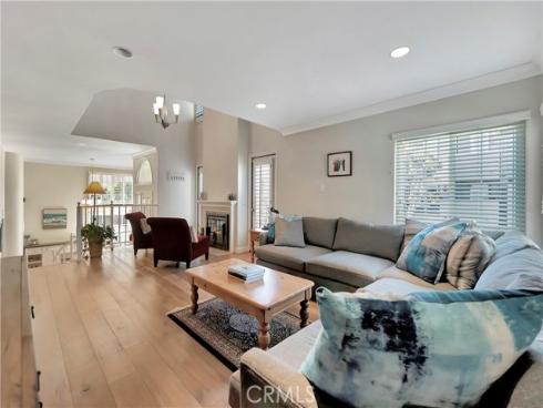19261 Meadowood Circle, Huntington Beach, CA