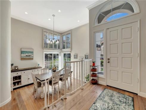 19261 Meadowood Circle, Huntington Beach, CA