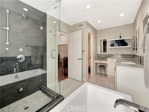 19261 Meadowood Circle, Huntington Beach, CA