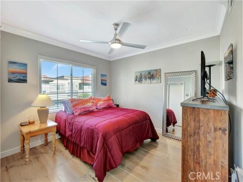 19261 Meadowood Circle, Huntington Beach, CA