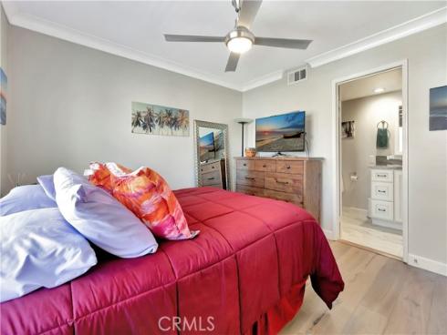 19261 Meadowood Circle, Huntington Beach, CA