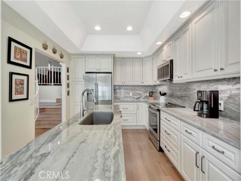 19261 Meadowood Circle, Huntington Beach, CA