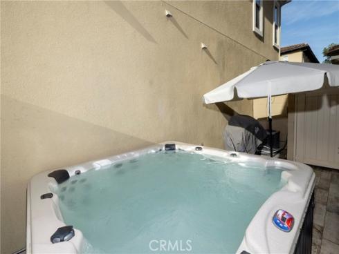 8255 Kendall Drive, Huntington Beach, CA