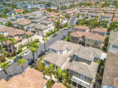 8284 Kendall Drive, Huntington Beach, CA