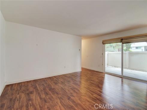 8566 Van Ness 21D Court, Huntington Beach, CA