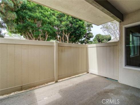 8566 Van Ness 21D Court, Huntington Beach, CA