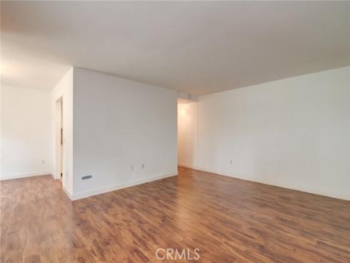 8566 Van Ness 21D Court, Huntington Beach, CA