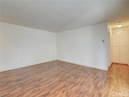 8566 Van Ness 21D Court, Huntington Beach, CA