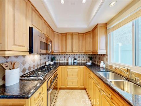 811 Oceanhill Drive, Huntington Beach, CA