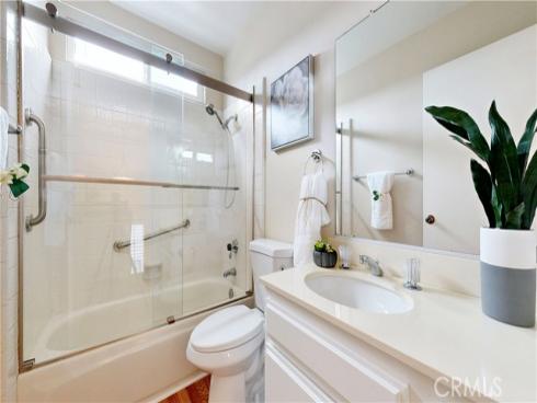 811 Oceanhill Drive, Huntington Beach, CA