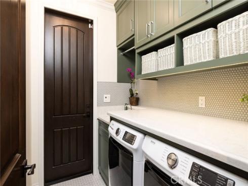 302 3rd Street, Huntington Beach, CA