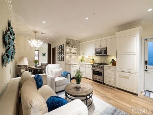 302 3rd Street, Huntington Beach, CA