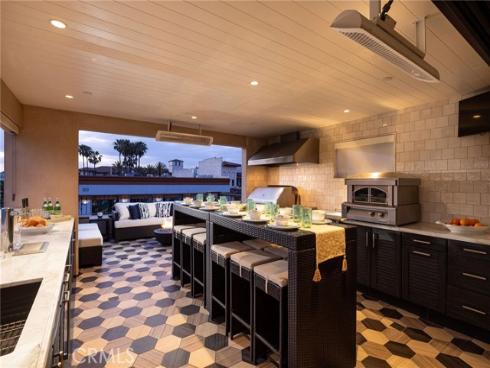 302 3rd Street, Huntington Beach, CA