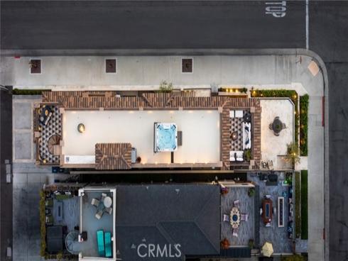 302 3rd Street, Huntington Beach, CA