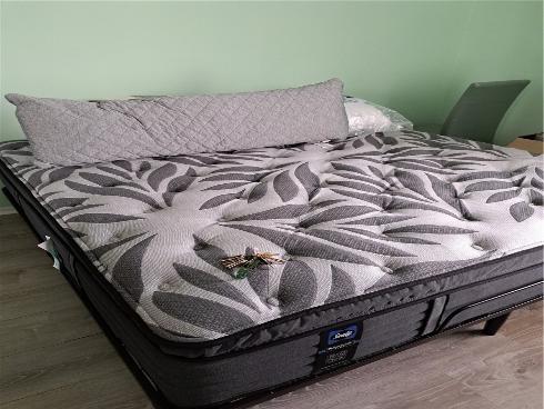 711 Pacific Coast 418 Highway, Huntington Beach, CA