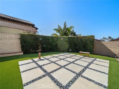 20291 Carlsbad Lane, Huntington Beach, CA