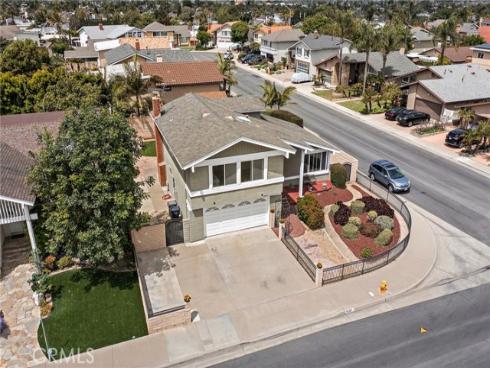 20291 Carlsbad Lane, Huntington Beach, CA
