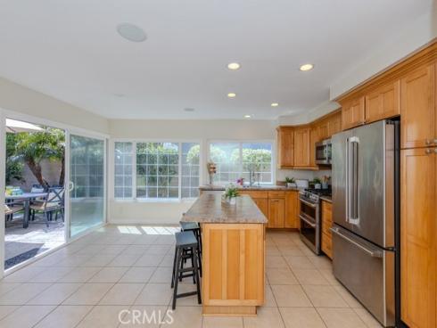 8592 Larkport Drive, Huntington Beach, CA