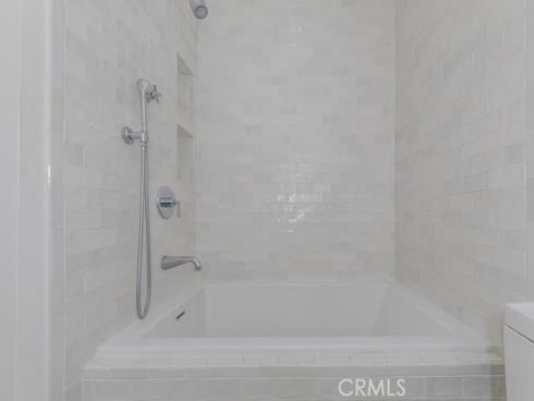 8592 Larkport Drive, Huntington Beach, CA