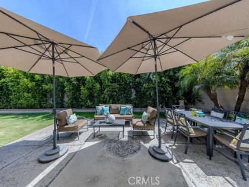 8592 Larkport Drive, Huntington Beach, CA