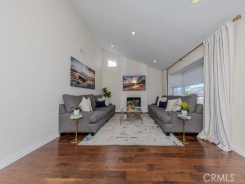 8592 Larkport Drive, Huntington Beach, CA