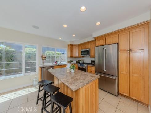 8592 Larkport Drive, Huntington Beach, CA