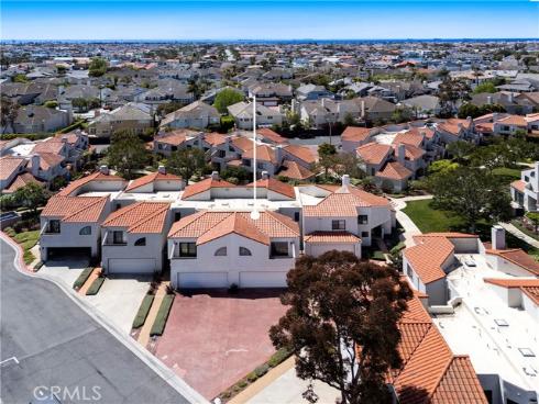 16059 Crete Lane, Huntington Beach, CA