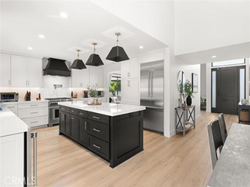 19582 Summer Breeze Lane, Huntington Beach, CA