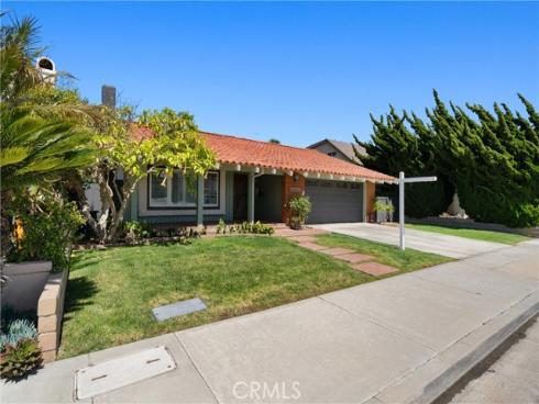 22122 Cape May Lane, Huntington Beach, CA