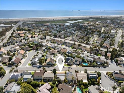 22122  Cape May   Lane, Huntington Beach, CA