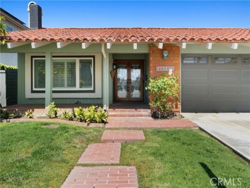 22122 Cape May Lane, Huntington Beach, CA