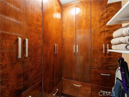 711 Pacific Coast 325 , Huntington Beach, CA