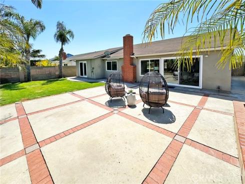 6671 Marilyn Drive, Huntington Beach, CA