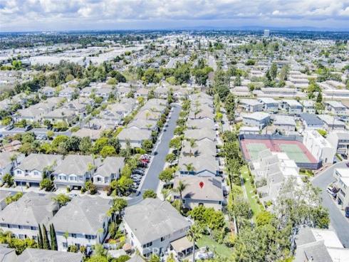 18672 Park Meadow Lane, Huntington Beach, CA