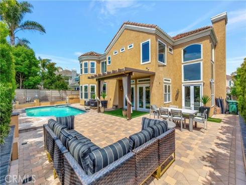 6712 Alamitos , Huntington Beach, CA