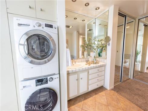 3965 Aladdin Drive, Huntington Beach, CA