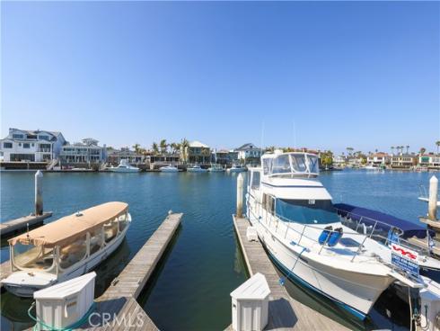 3965 Aladdin Drive, Huntington Beach, CA