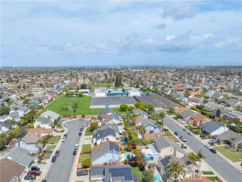 20902 Balgair Circle, Huntington Beach, CA