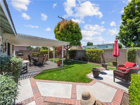 15291 Newcastle Lane, Huntington Beach, CA