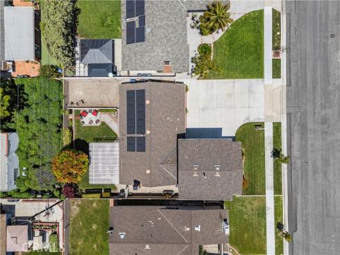 15291 Newcastle Lane, Huntington Beach, CA