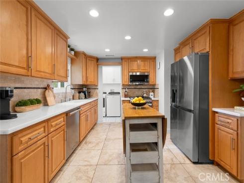 6582 Corrine Circle, Huntington Beach, CA