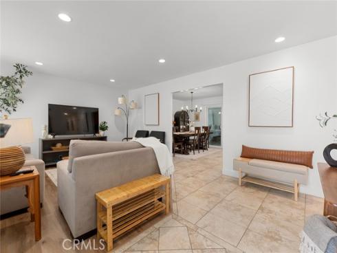 6582 Corrine Circle, Huntington Beach, CA