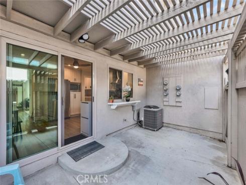 6702 Sun C Drive, Huntington Beach, CA