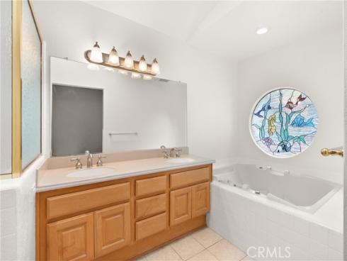 19116 Queensport B Lane, Huntington Beach, CA