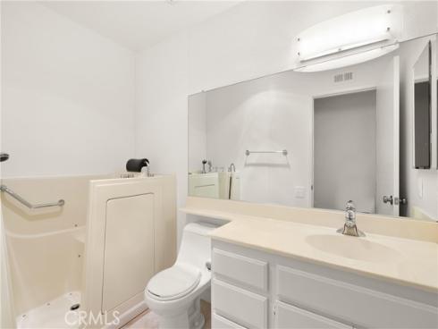 19116 Queensport B Lane, Huntington Beach, CA