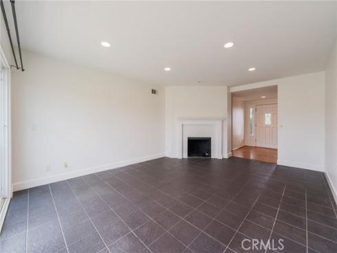 21122 Amberwick Lane, Huntington Beach, CA