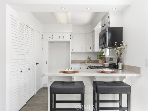 9946 Continental Drive, Huntington Beach, CA