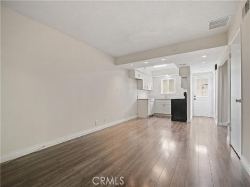 9867 Cornwall Drive, Huntington Beach, CA